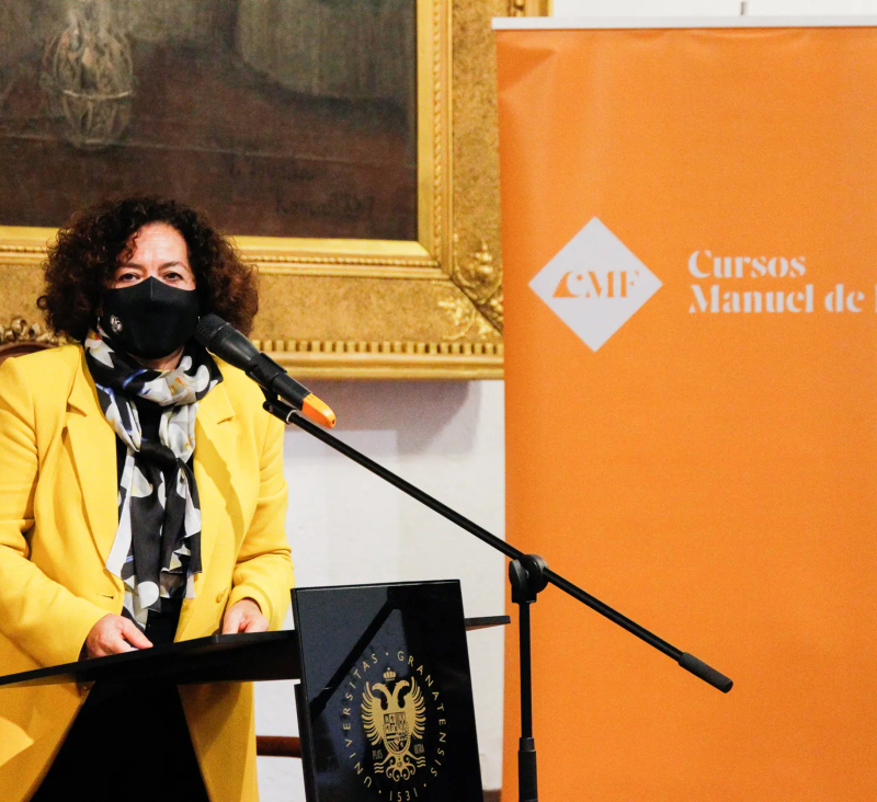 Pilar Aranda, rectora de la Universidad de Granada, en la presentación de los cursos Manuel de Falla